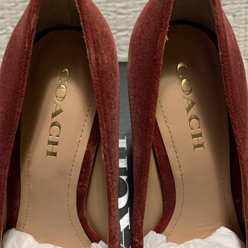 NEW COACH Skyler Vero Cupid
Velvet Cherry Pumps Size 9 Classic Formal Reception - Picture 8 of 15